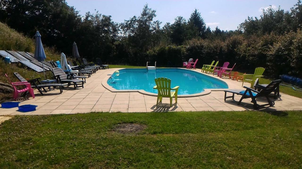 Camping Du Puy Rond Bressuire Exterior foto